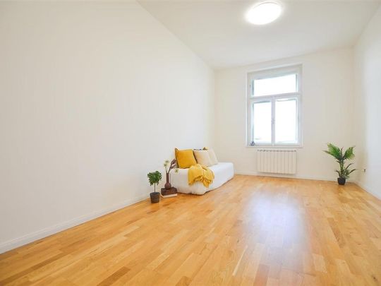 Pronájem bytu 1+kk 28 m2 - Photo 1