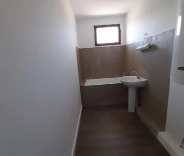 Appartement à louer 4 pièces 70m² - Photo 4