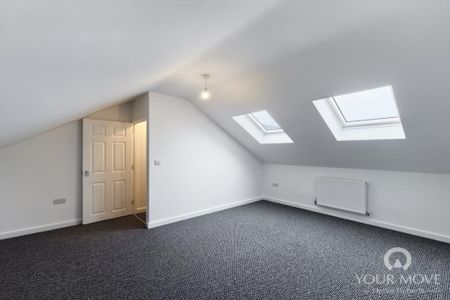 4 bedroom terraced house to rent - Photo 3