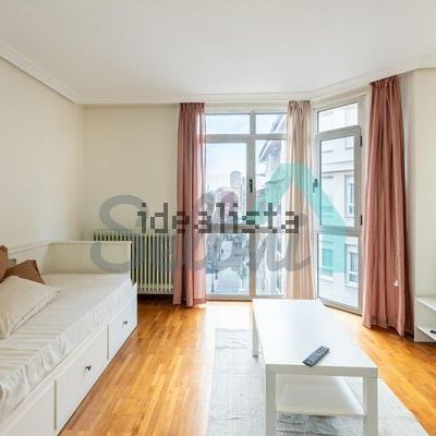Alquiler de estudio en Calle Fraternidad - Foto 1