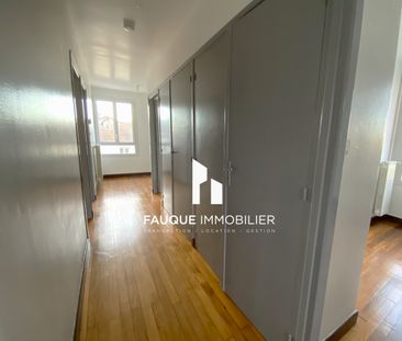 Location Appartement 4 pièces 69m² VALENCE 26000 - Photo 3