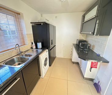 2 bedroom semi-detached house to rent - Photo 1