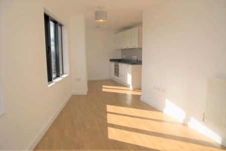 1 bedroom flat to rent - Photo 5