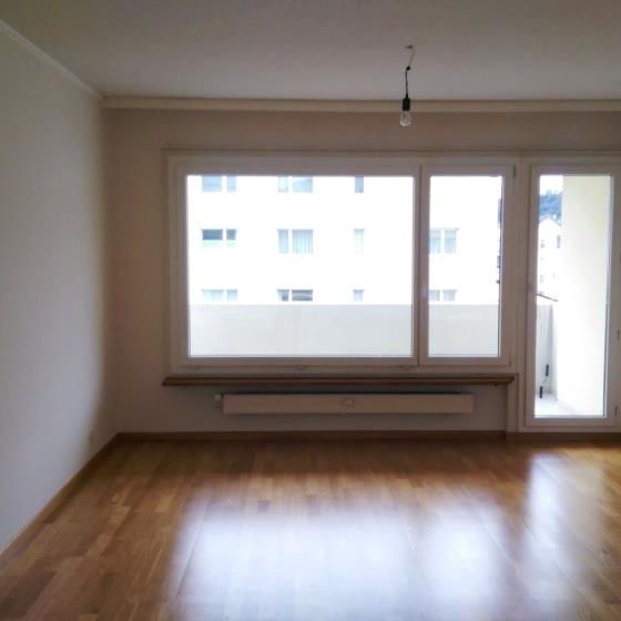 Sonnige 3-Zimmerwohnung mit Balkon und Lift - Photo 1