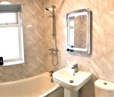 1 bedroom in a house share to rent - Photo 6