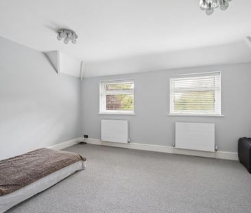 5 bedroom detached house to rent - Photo 1