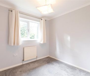 3 bedroom end of terrace house to rent - Photo 5