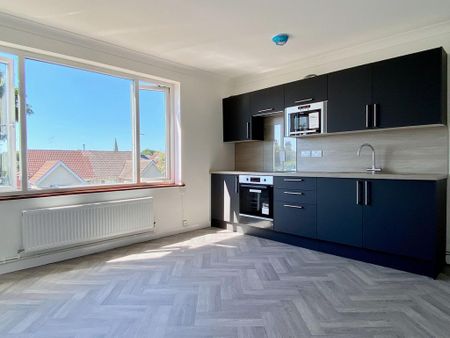 1 bedroom ground floor flat to rent - Photo 3