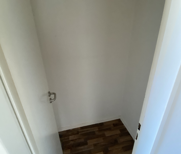 Einziehen und wohlfühlen! 2-Zimmer-Wohnung, Erstbezug nach Sanierun... - Photo 2