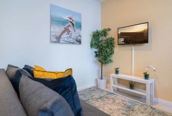 Mieszkanie na wynajem - 45 m² - 2 pokoje Porto Porto