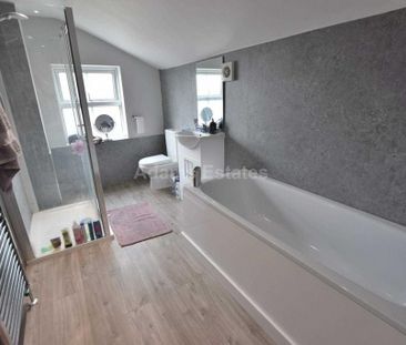 3 bedroom terraced house to rent - Photo 6