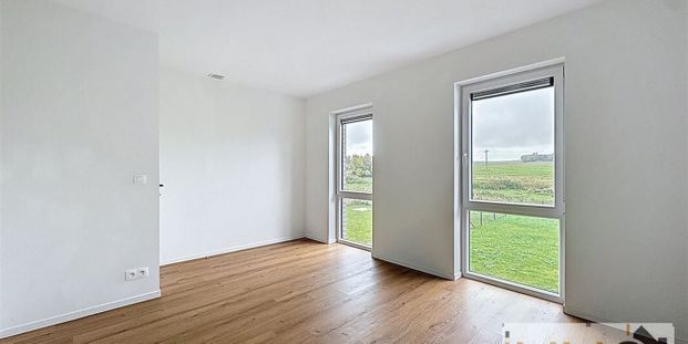 Woning te huur in Bonneville voor € 1.300 met 4 slaapkamers - Photo 1