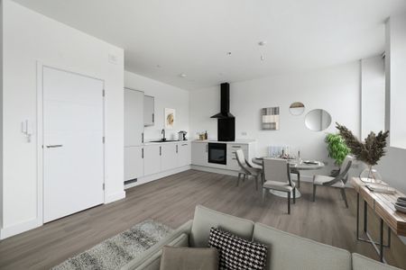 2 bedroom apartment - Photo 2