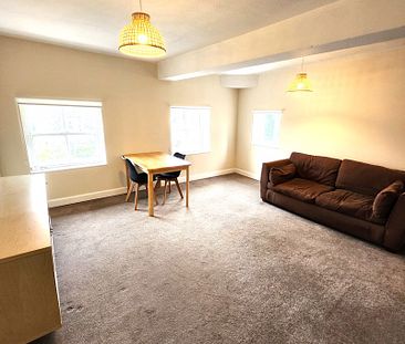 Red Hill, Stourbridge Monthly Rental Of £695 - Photo 1