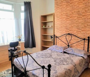 5 bedroom terraced house to rent - Photo 1