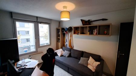 Location Appartement 3 pièces 62m² VILLEURBANNE 69100 - Photo 4