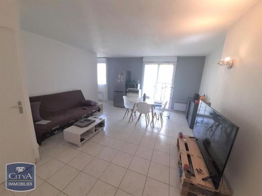 Location Appartement 2 pièces 53m² MONTCHANIN 71210 - Photo 1