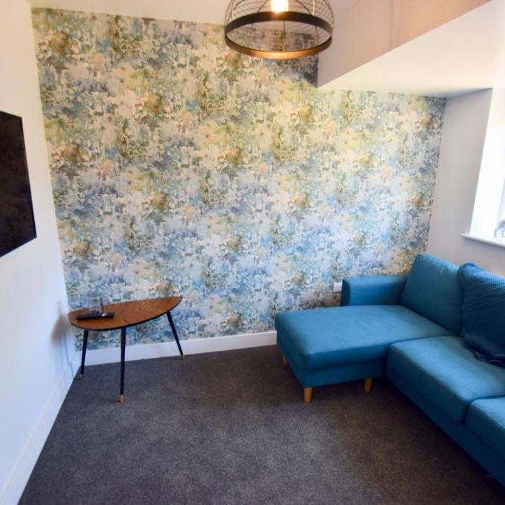 Room 5 - 19 Tarrant Walk Walsgrave, Coventry - ONE BEDROOM BILLS INC HOUSESHARE - Photo 1