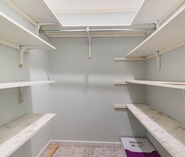 For Lease - 5638 Appleby Line, Burlington, Ontario - Photo 4