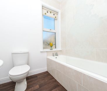 148 FOUNTAIN STREET MORLEY LEEDS LS27 0PX - Photo 2