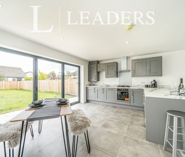 4 bedroom semi-detached to rent Warrington road - Photo 6