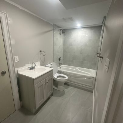 For Lease - 199 Avondale Boulevard Unit# Unit 2, Brampton, Ontario - Photo 1