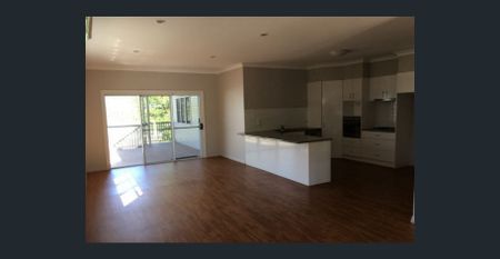 Tranquil Four-Bed Retreat! - Photo 2