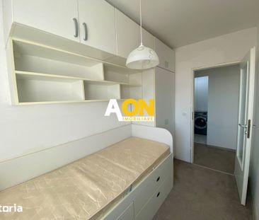 Apartament 3 Camere, Renovat, Complet Mobilat, Central - Fotografie 2