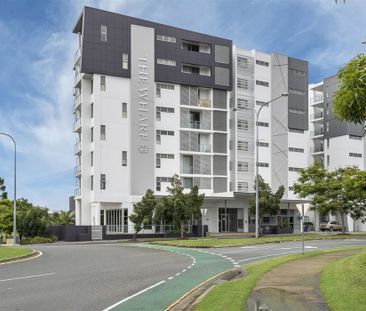 Location,Space, Security & Convenience ! - Photo 3