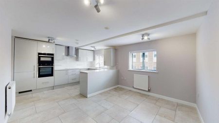 2 bedroom townhouse to rent - Photo 4