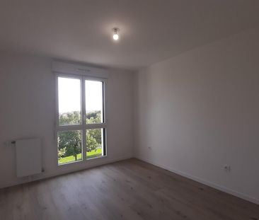 location Appartement T2 DE 41.56m² À GUYANCOURT - Photo 3
