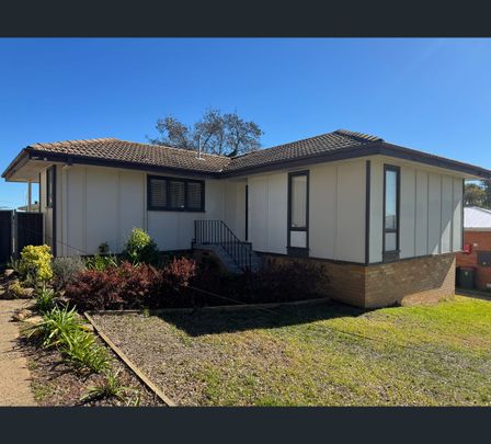 43 Jindalee Avenue, Orange, NSW 2800 - Photo 1