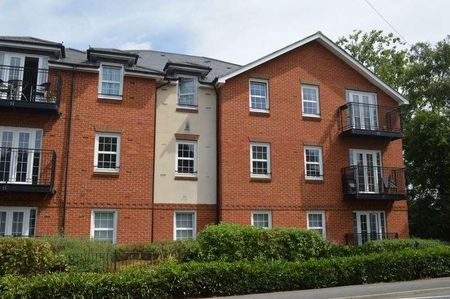 Stephens Ct, Station Rd, Harpenden, AL5 - Photo 4