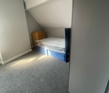 Room in a Shared House, Royal Park Avenue, LS6 - Photo 4