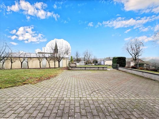 Haus 4 Zimmer zu vermieten in Gruemmelscheid - Photo 1