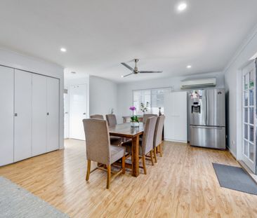 5 Stretton Drive, Helensvale - Photo 1