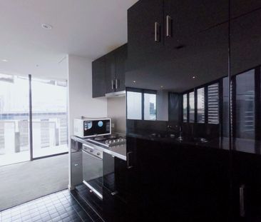 DOCKLANDS 2 BEDROOMS - FABULOUS GARDEN VIEW - Photo 4