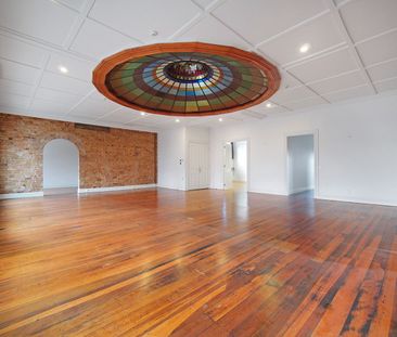 One of a Kind Character Fit-Out - Photo 5