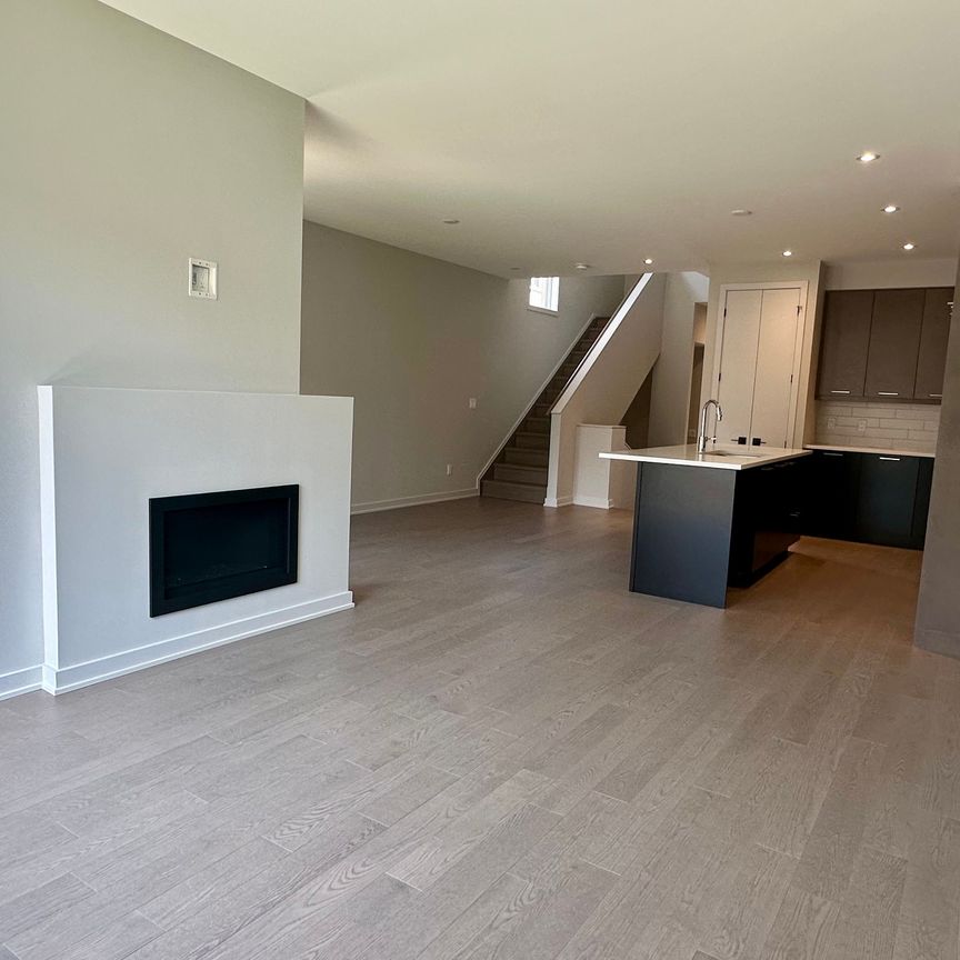 For Lease - 168 UNISON Street, Blossom Park - Airport and Area, Ontario - Photo 1