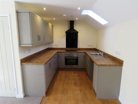 2 bedroom apartment to rent - Photo 2