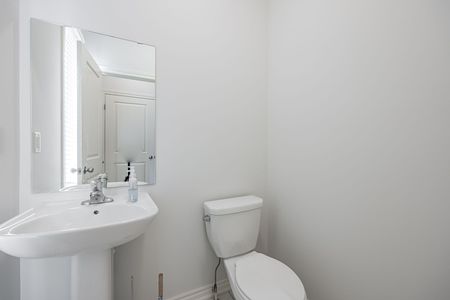 For Lease - 112 Ogston Crescent, Whitby, Ontario - Photo 3