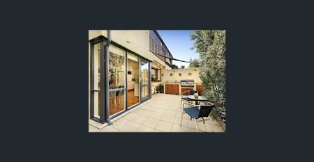 Great Location - Photo 5