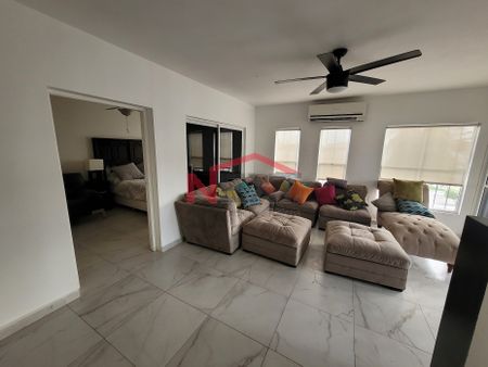 CASA EN RENTA -VILLAS DE MARFIL- - Foto 2