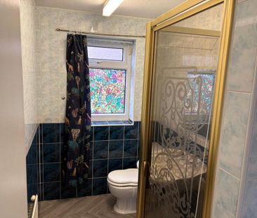 2 bedroom detached bungalow to rent - Photo 4