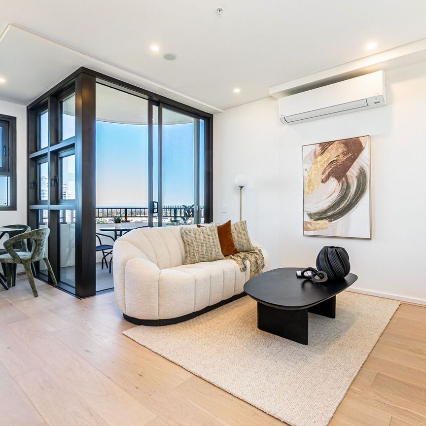 Brand New Luxury Studio Apartment with Stunning Castle Hill Views - Photo 1