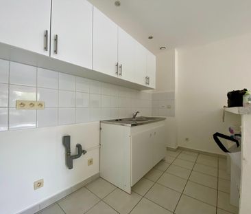 « ROQUEMAURE - APPARTEMENT T3 71.62M² AVEC TERRASSE » - Photo 5