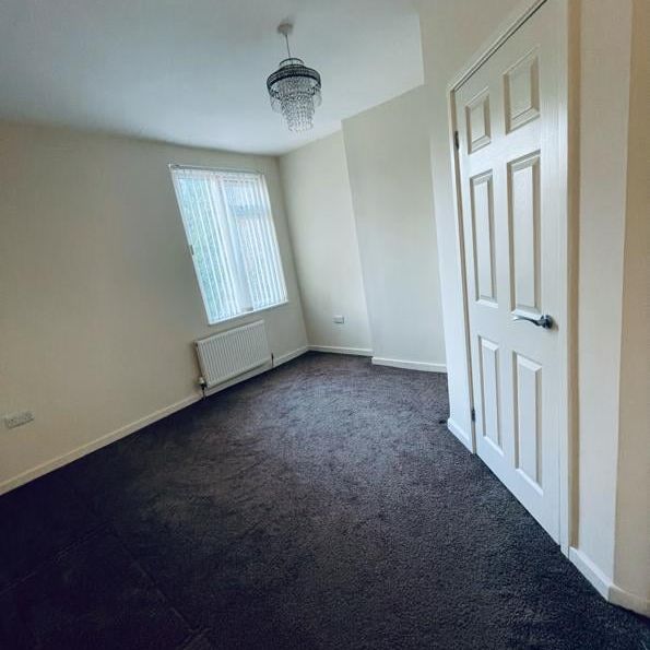 2 Bed Terraced House, Nursery Lane, NG6 - Photo 1