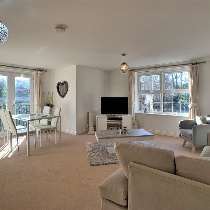2 bedroom flat to rent - Photo 1