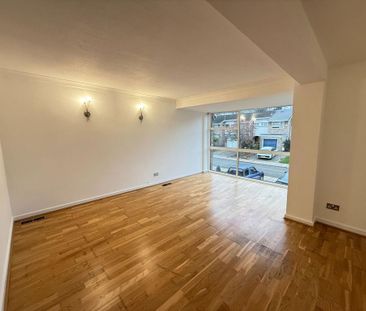 4 bedroom end of terrace house to rent - Photo 1