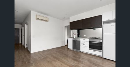 Lifestyle, location and low maintenance - Photo 5